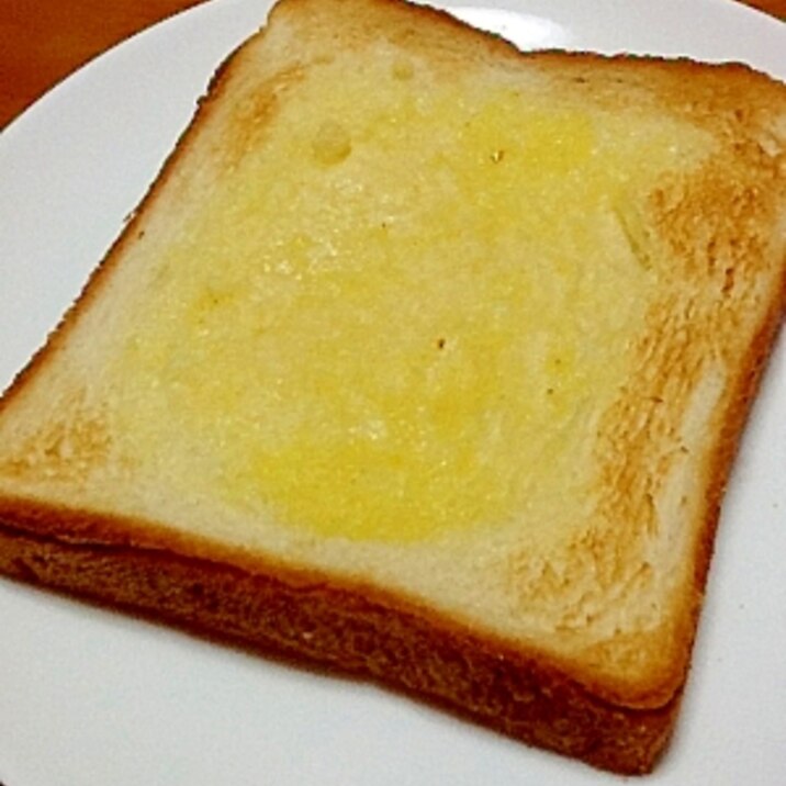 粉チーズトースト